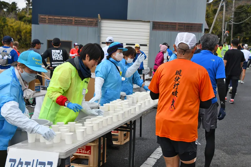 館山若潮マラソンのエイドステーション